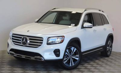 2025 Mercedes-Benz GLB-Class GLB250