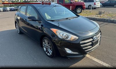 2016 Hyundai Elantra Standard W Style