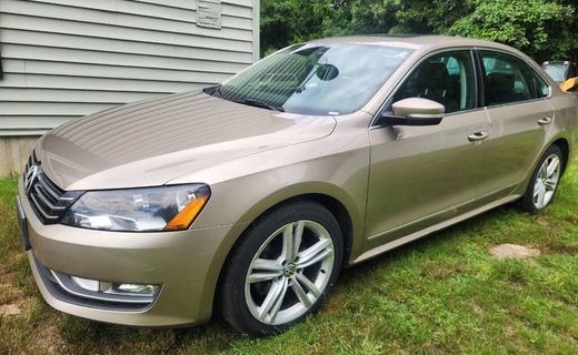 2015 Volkswagen Passat SE