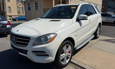 2012 Mercedes-Benz ML-Class ML350 4 Matic