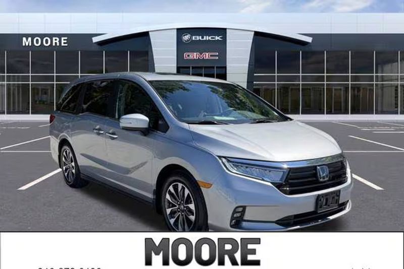 2024 Honda Odyssey — a typically priced live listing