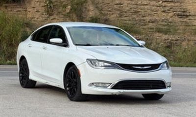 2015 Chrysler 200 200C