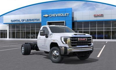 2026 GMC Sierra HD SLE