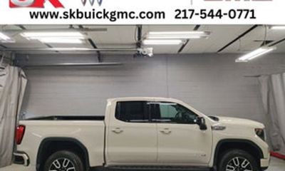 2026 GMC Sierra SLT