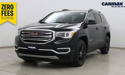 2019 GMC Acadia SLT 1
