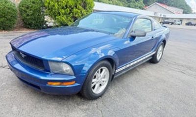 2006 Ford Mustang Base