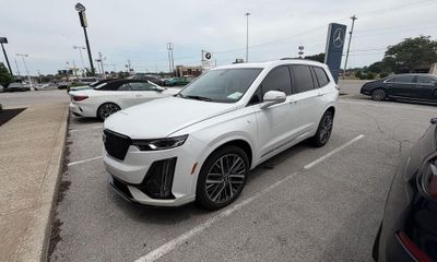 2022 Cadillac XT6 Sport
