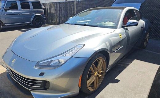 2017 Ferrari GTC4LUSSO