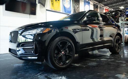 2018 Jaguar F-Pace