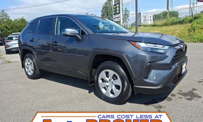 2023 Toyota RAV4 LE