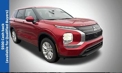 2026 Mitsubishi Outlander ES