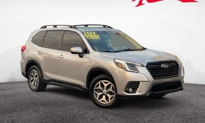 2022 Subaru Forester Premium