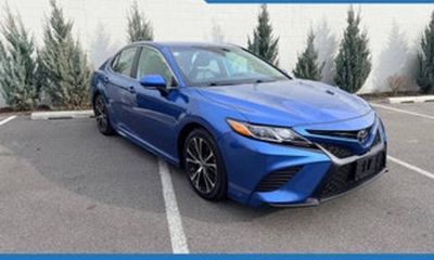 2021 Toyota Camry SE Convenient PKG
