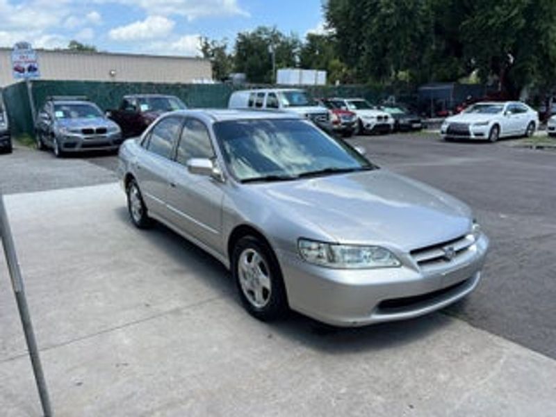 1998 Honda Accord — a typically priced live listing