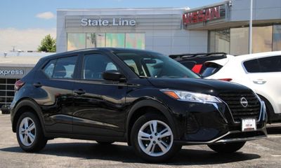 2025 Nissan Kicks Play S