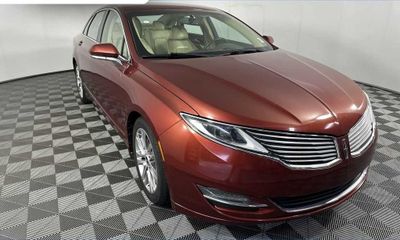 2014 Lincoln MKZ