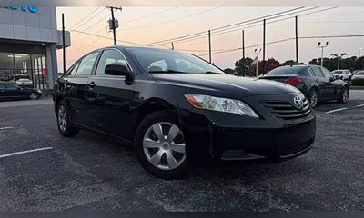 2009 Toyota Camry LE V6