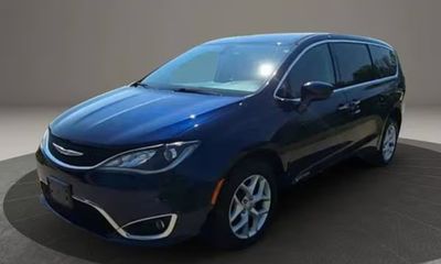 2018 Chrysler Pacifica Touring Plus