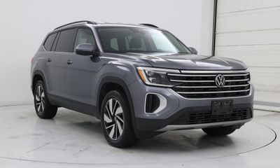 2025 Volkswagen Atlas SE