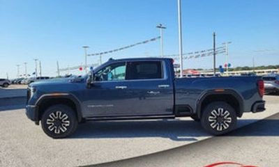 2026 GMC Sierra HD Denali