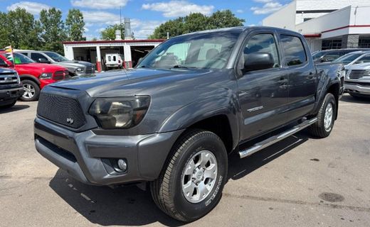 2013 Toyota Tacoma Delux