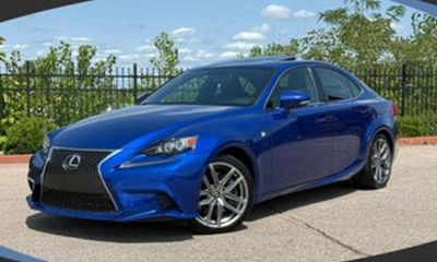 2016 Lexus IS 300