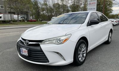 2015 Toyota Camry LE