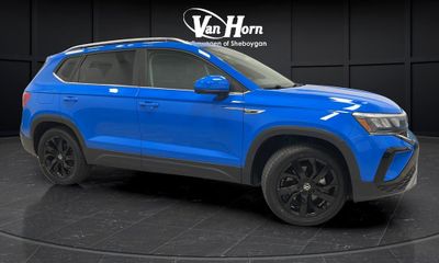 2023 Volkswagen Taos 4Motion SE W