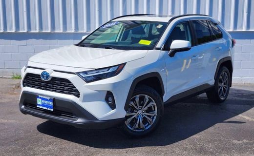 2022 Toyota RAV4 XLE Premium
