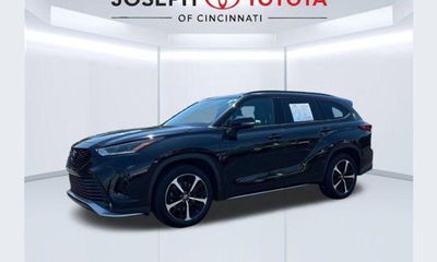 2022 Toyota Highlander XSE