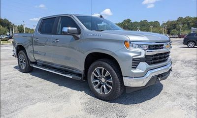 2026 Chevrolet Silverado LT