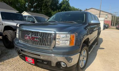 2011 GMC Sierra SLE