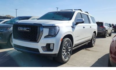 2023 GMC Yukon XL Denali Ultimate
