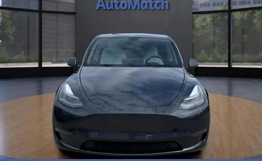 2025 Tesla Model Y Long Range