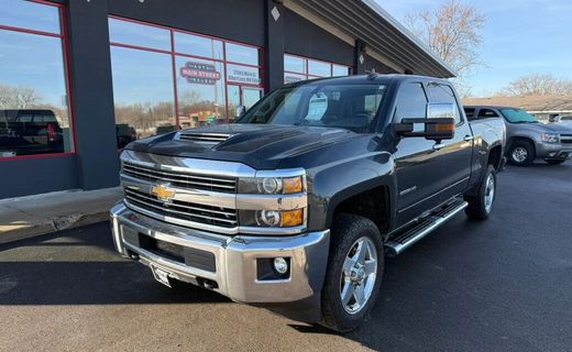 2017 Chevrolet Silverado LT