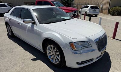 2012 Chrysler 300 300C