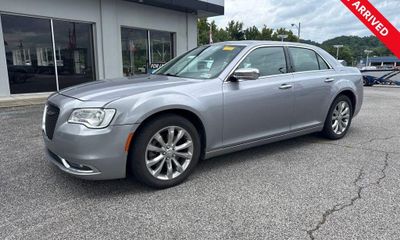 2017 Chrysler 300 300C