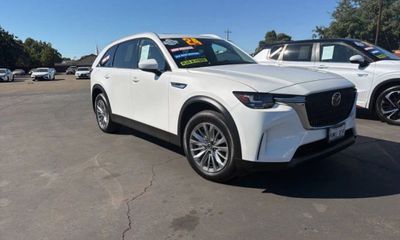 2024 Mazda CX-90 Preferred