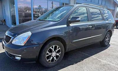 2014 Kia Sedona GLS