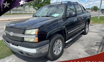 2005 Chevrolet Avalanche 1500 LS