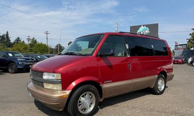 1997 Chevrolet Astro VAN Base
