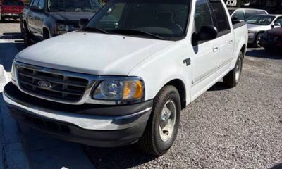 2003 Ford F-150 XLT