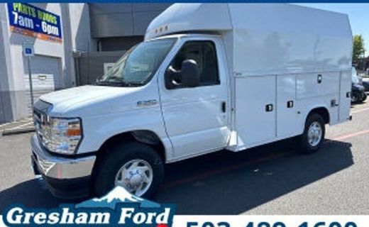 2027 Ford E-450 Base