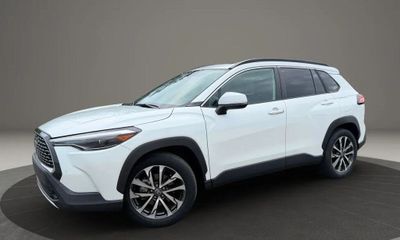 2023 Toyota Corolla Cross XLE