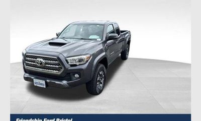 2017 Toyota Tacoma SR5 TRD OFF