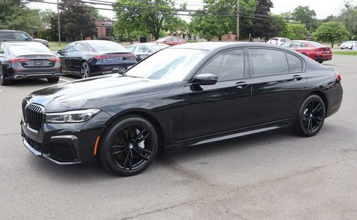 2022 BMW 750LI
