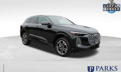 2025 Audi Q5 Quattro Premium