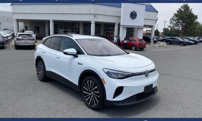 2025 Volkswagen ID 4 Pro