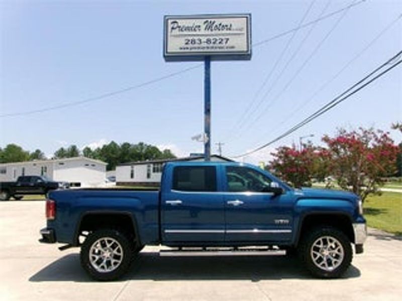 2017 Gmc Sierra 1500 — a typically priced live listing