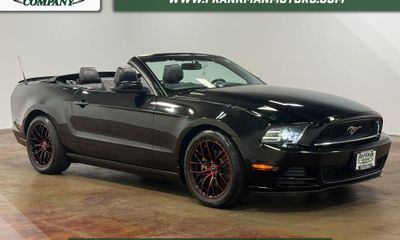 2014 Ford Mustang V6 Convertible